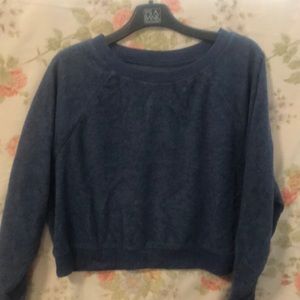 Blue fuzzy cropped crewneck